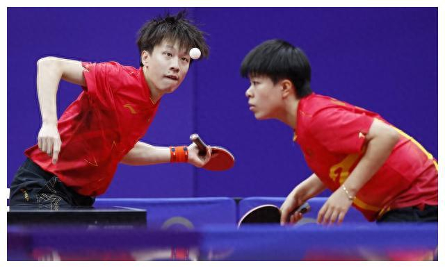 在两人之间 在两人之间